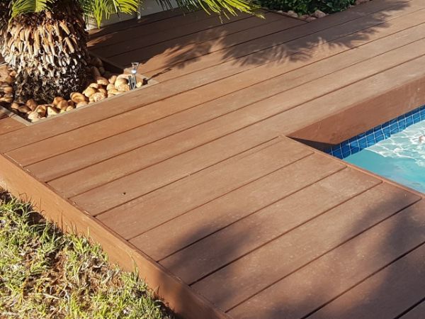 Picture of 4 Everdeck Redwood Ultra Composite Decking Board